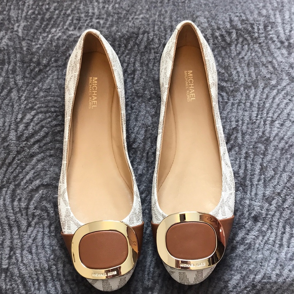 Michael Michael Korda flats